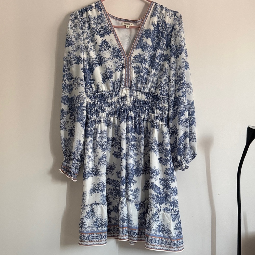 Max Studio Blue and White Long Sleeve Dress